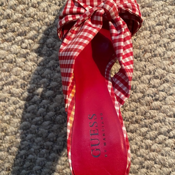 Vintage guess heels. Femme fatale. Sandals…. Fun And sun… never worn - Picture 7 of 7